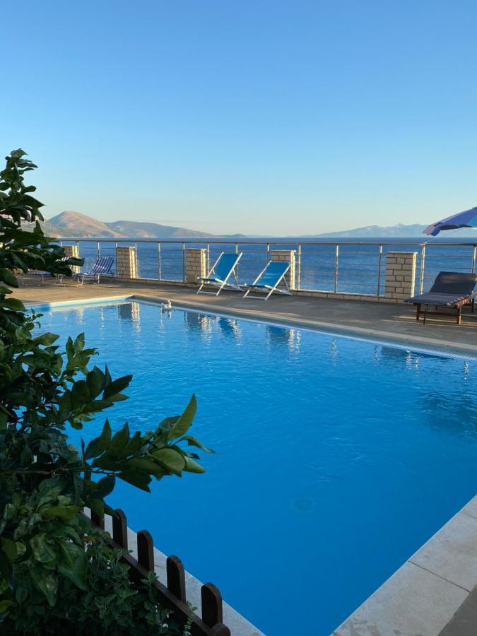 צ'פרו Ionian Bay Rooms מראה חיצוני תמונה